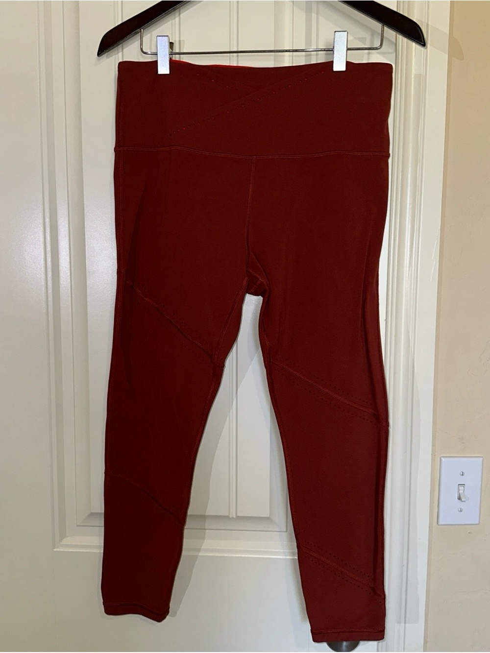 Athleta Its A Wrap 7/8 Tight Athletic Leggings L